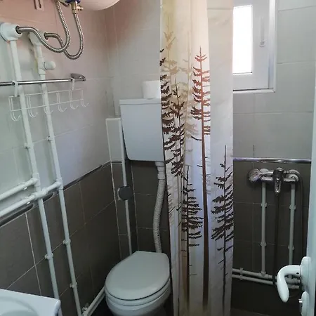 Nov-dve Spavace Sobe Appartamento